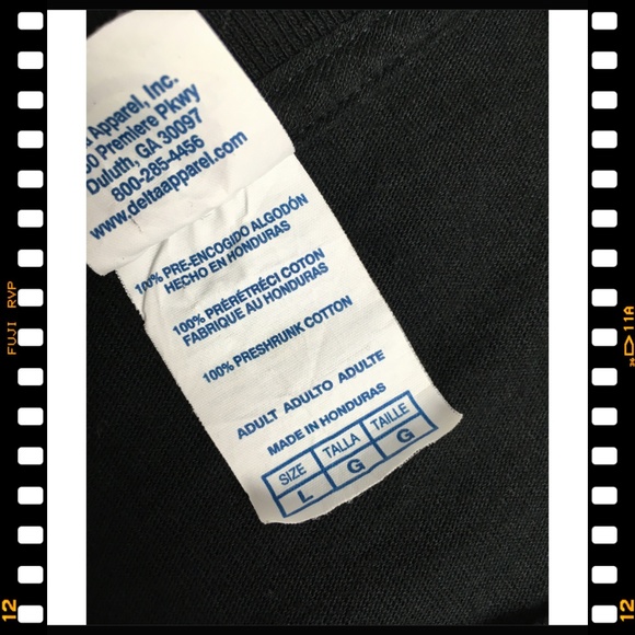 T-Shirt~Batman~Bruce~Wayne~Enterprises~DC~Comics~ - Picture 5 of 5